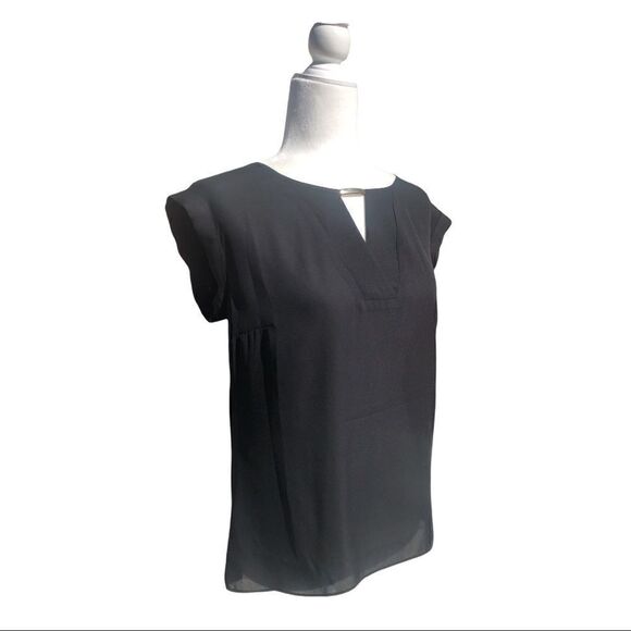 Keyhole detail blouse   - Picture 2 of 5